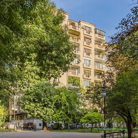Palace Cismigiu Park Apartment Bucharest