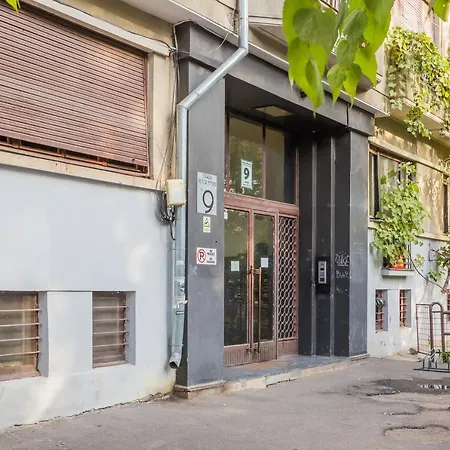 Palace Cismigiu Park Apartment Bucharest