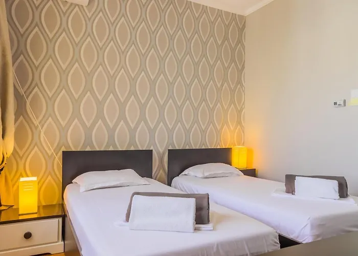 Palace Cismigiu Park Апартаменты