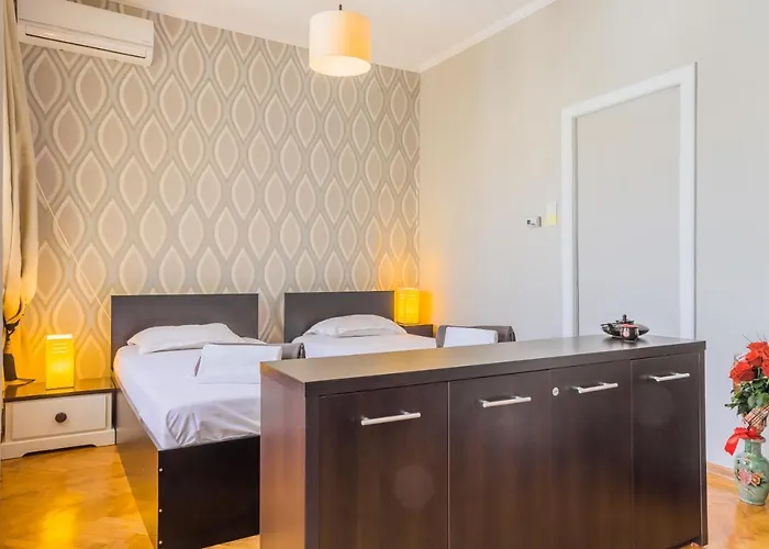 Palace Cismigiu Park Апартаменты Бухарест